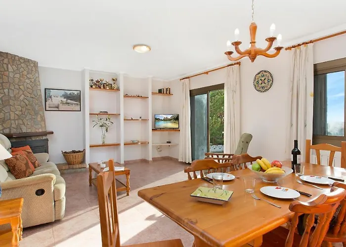 2con - * Lloret de Mar